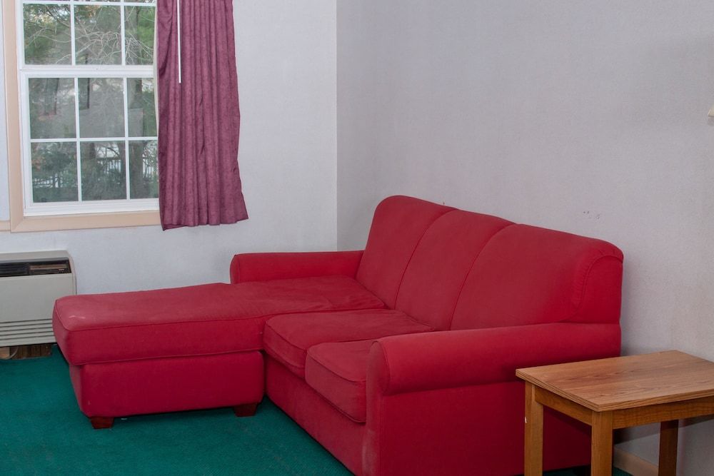 Anchorage Inn Family Room - Not Wheelchair Accessible 11