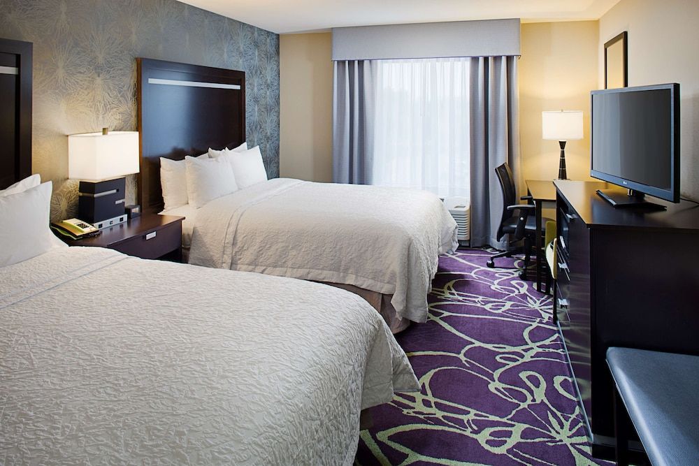 Room, 2 Queen Beds, Accessible, Non Smoking