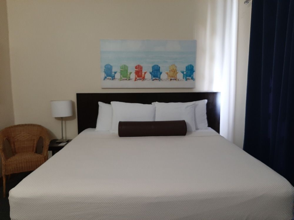 Standard Room, 1 King Bed