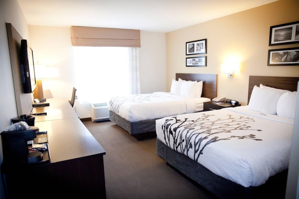 Standard Room, 2 Queen Beds, Non Smoking