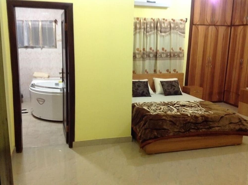 Big Apple D.E Hotel Deluxe Room, 1 Queen Bed 3