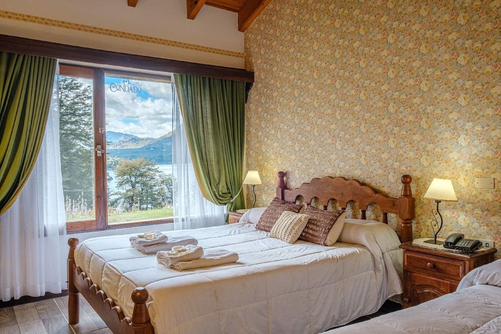 Quadruple Room, Lake View