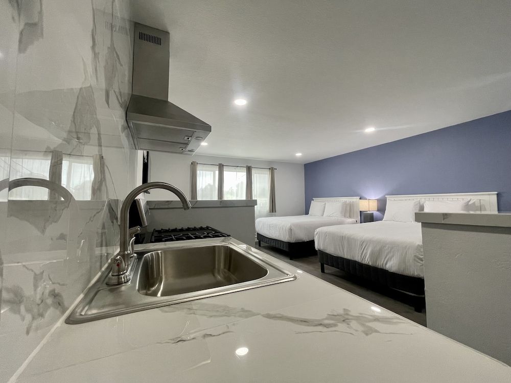 Budget Inn Lompoc Premium Studio Suite 5