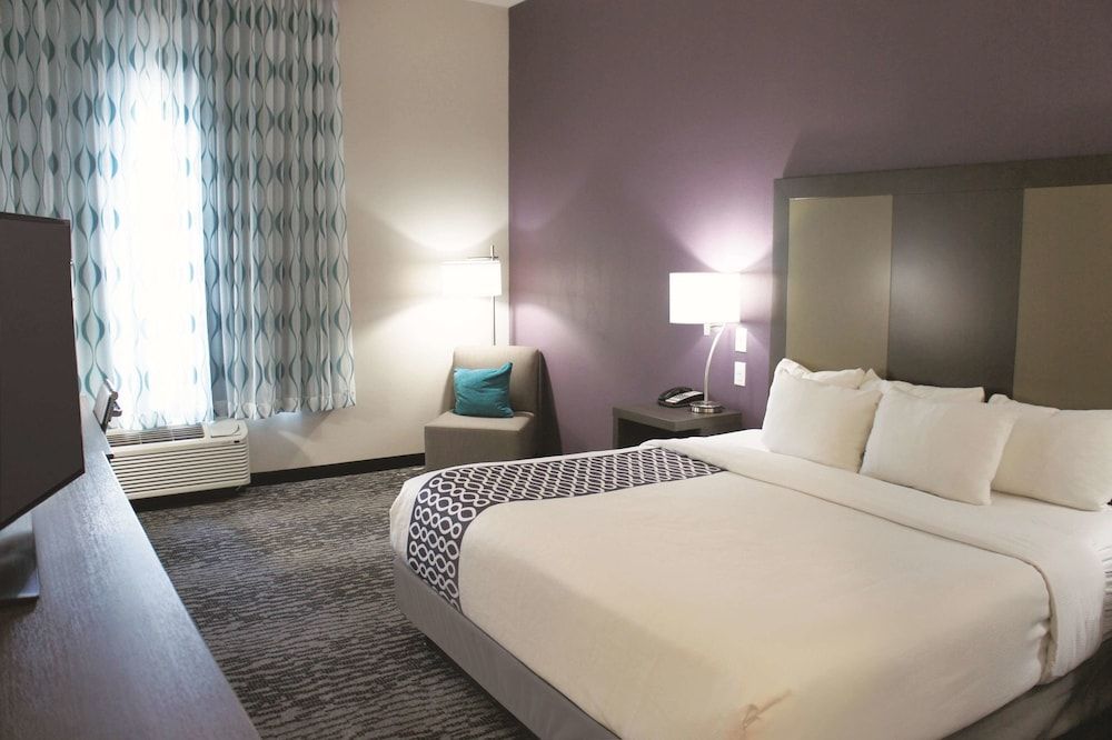 Room, 1 King Bed, Non Smoking