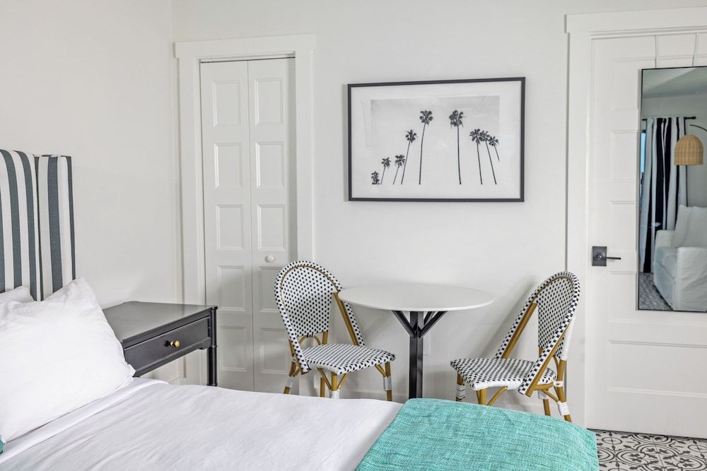 1 Bedroom King Suite