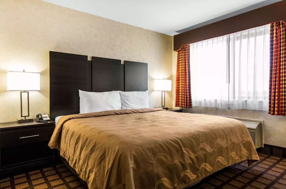 Standard Room, 1 King Bed, Non Smoking