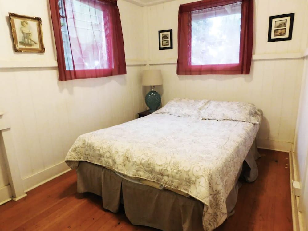 Traditional Cottage, 3 Bedrooms, Kitchen