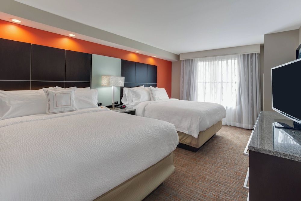 Suite, 1 Bedroom, Non Smoking, Partial Ocean View