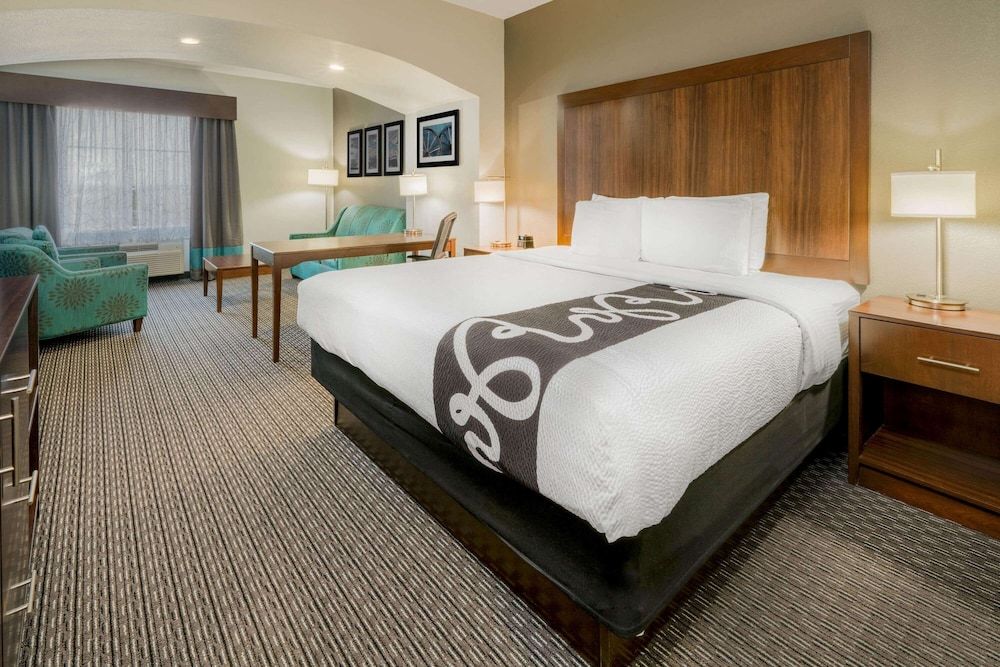 Executive Room, 1 King Bed, Non Smoking