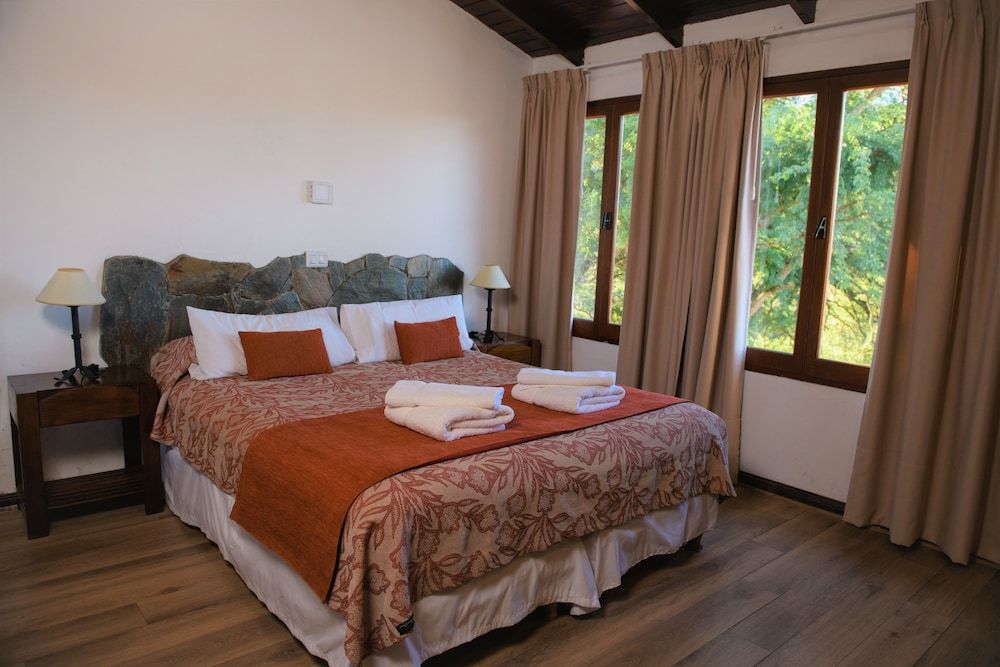 Hotel Selva Montana Classic Double or Twin Room, 1 Double or 2 Twin Beds, Mountain View 8