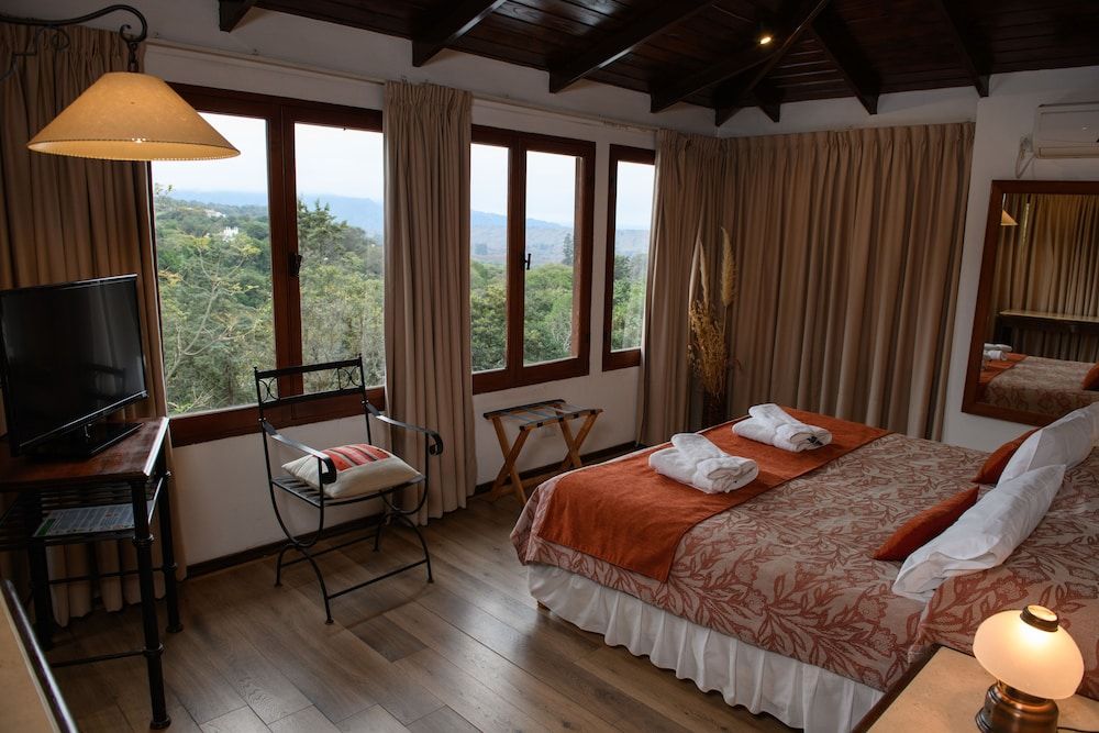 Hotel Selva Montana Superior Double or Twin Room, 1 Double or 2 Twin Beds, Mountain View 4