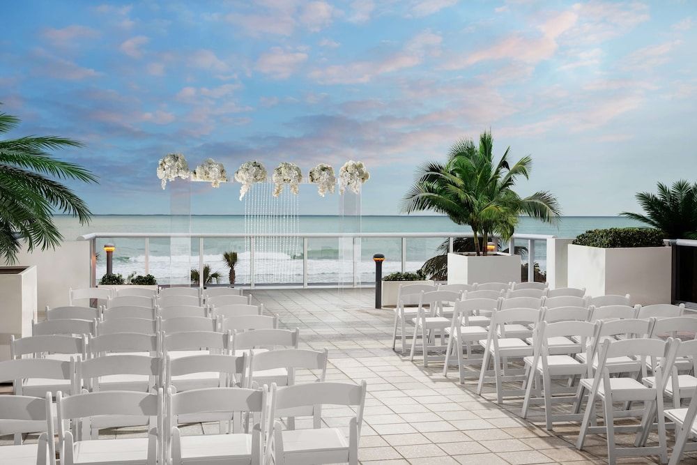 undefined Hilton Cabana Miami Beach Resort 5