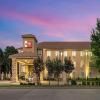 Best Western Plus Crown Colony Inn & Suites