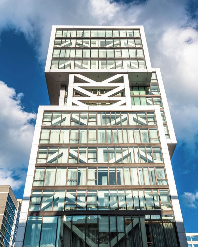 undefined The Godfrey Hotel Chicago 4