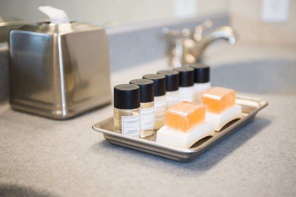 The Bluemont Hotel Double Room, 2 Queen Beds 11