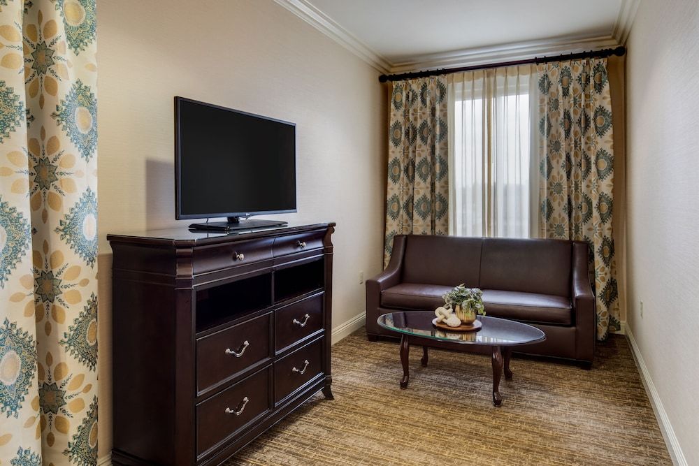 Ayres Hotel Fountain Valley - Huntington Beach Studio Suite, 1 King Bed with Sofa bed, Corner 7