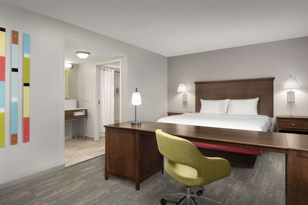 Studio, 1 King Bed, Accessible (Hearing)