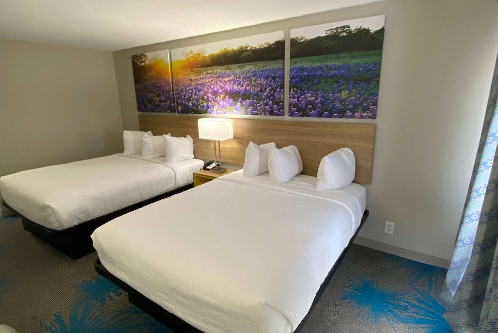 Room, 2 Queen Beds, Non Smoking