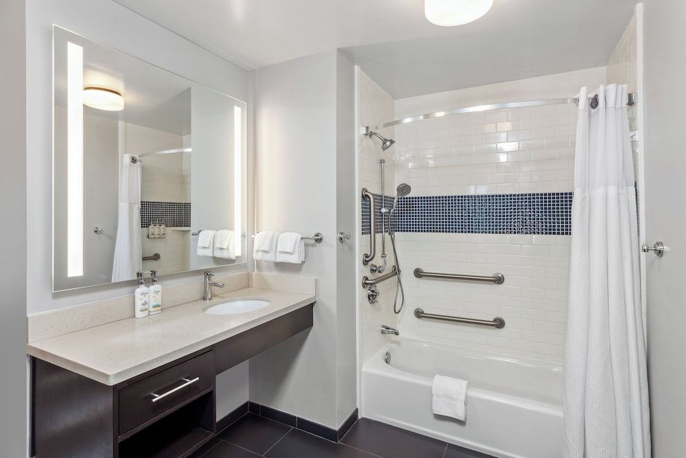 Suite, 1 Bedroom, Accessible (Mobil Tub)