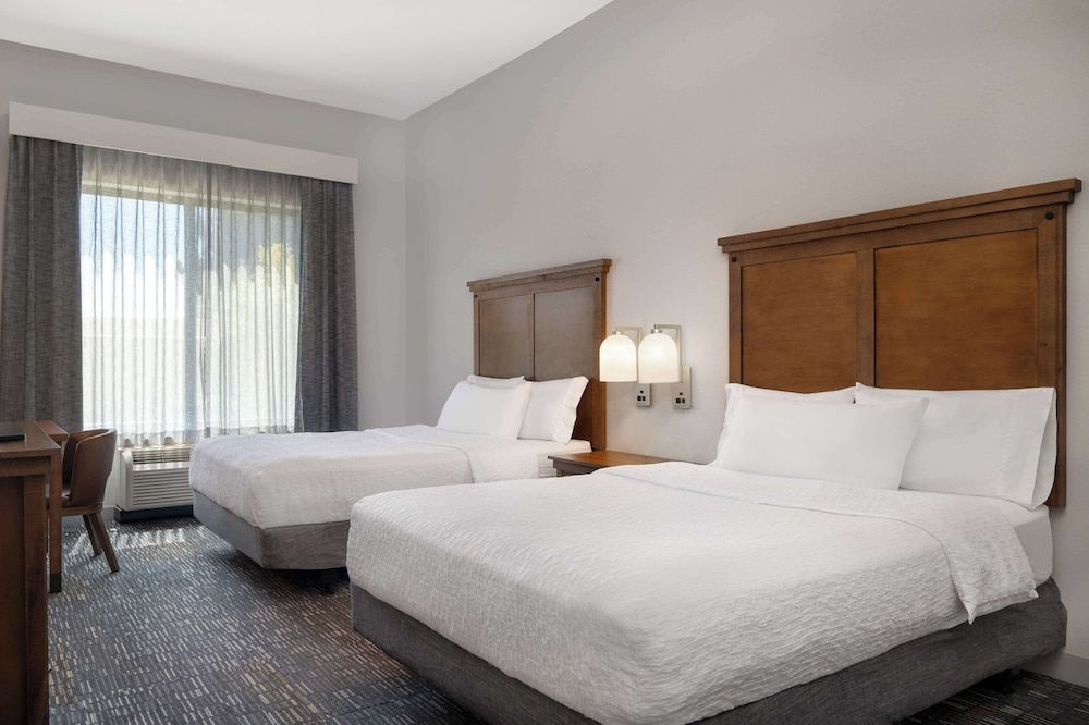 Suite, 2 Queen Beds, Accessible, Non Smoking (Roll-in Shower)