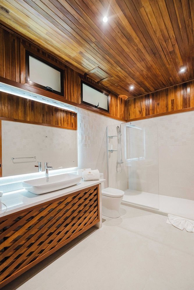 Hotel Heliconia - Monteverde Gulf view King 6