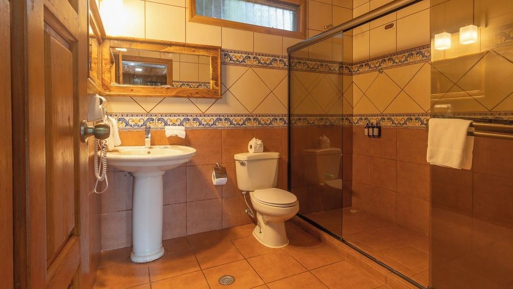 Hotel Heliconia - Monteverde Family Rooms 7