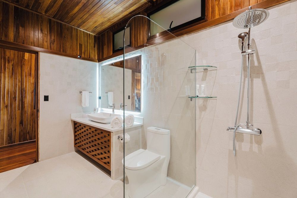 Hotel Heliconia - Monteverde Gulf view King 7