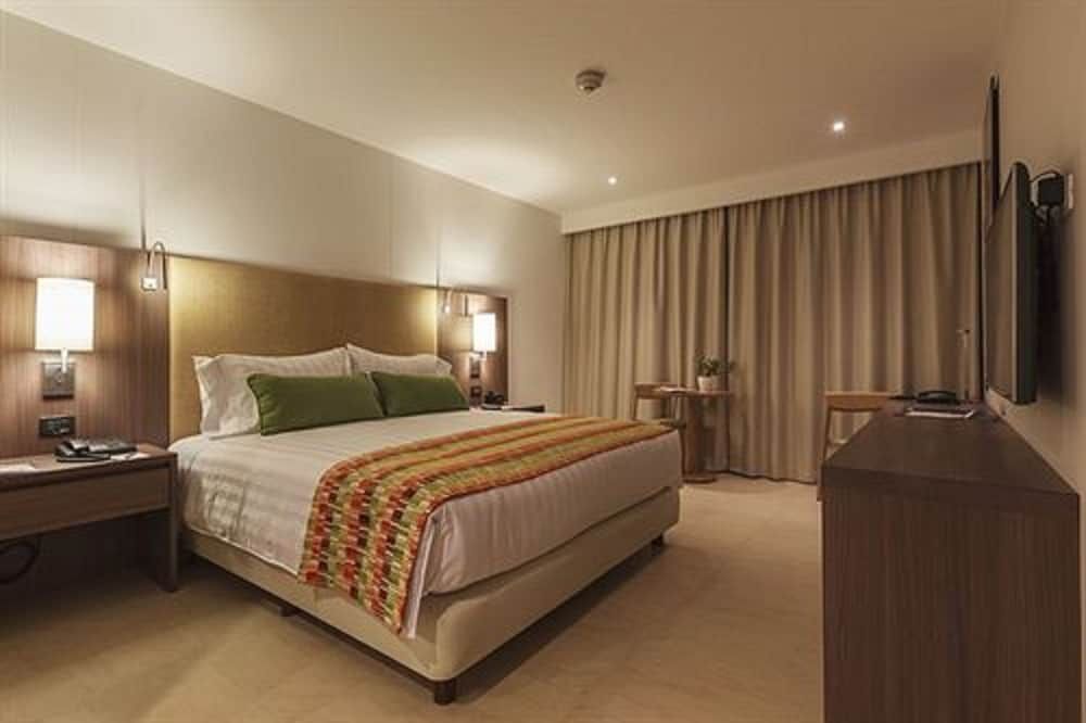 Estelar Villavicencio Hotel & Centro de Convenciones Standard Room, 1 King Bed 3