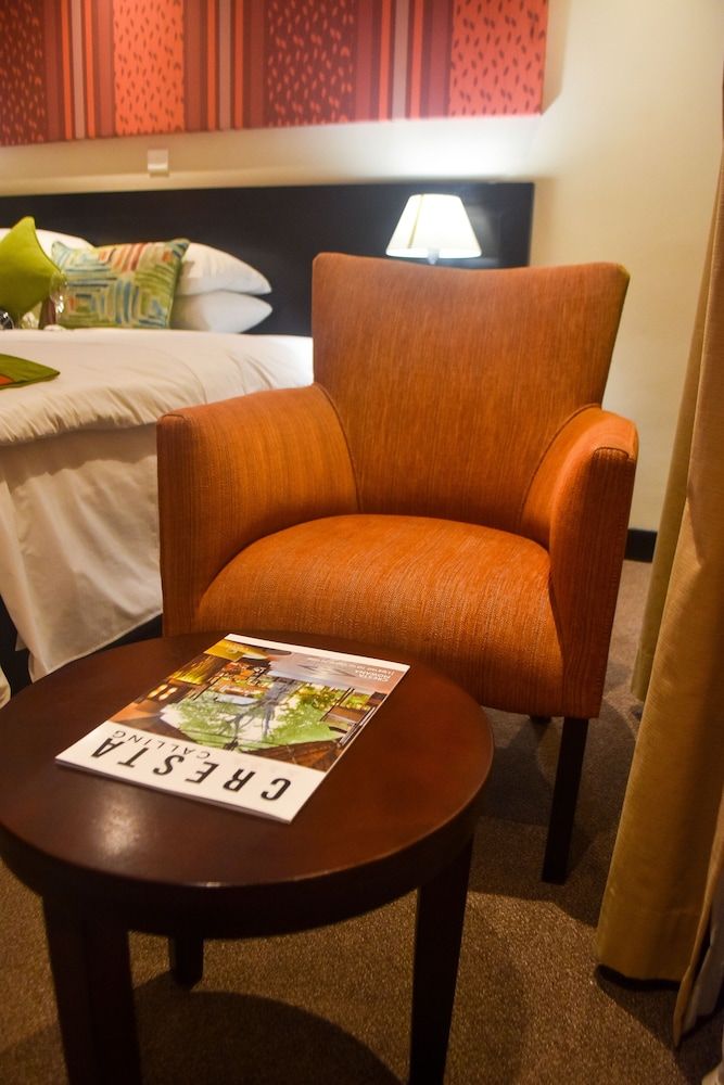 Cresta Lodge Gaborone Suite, 1 King Bed, Garden View 6