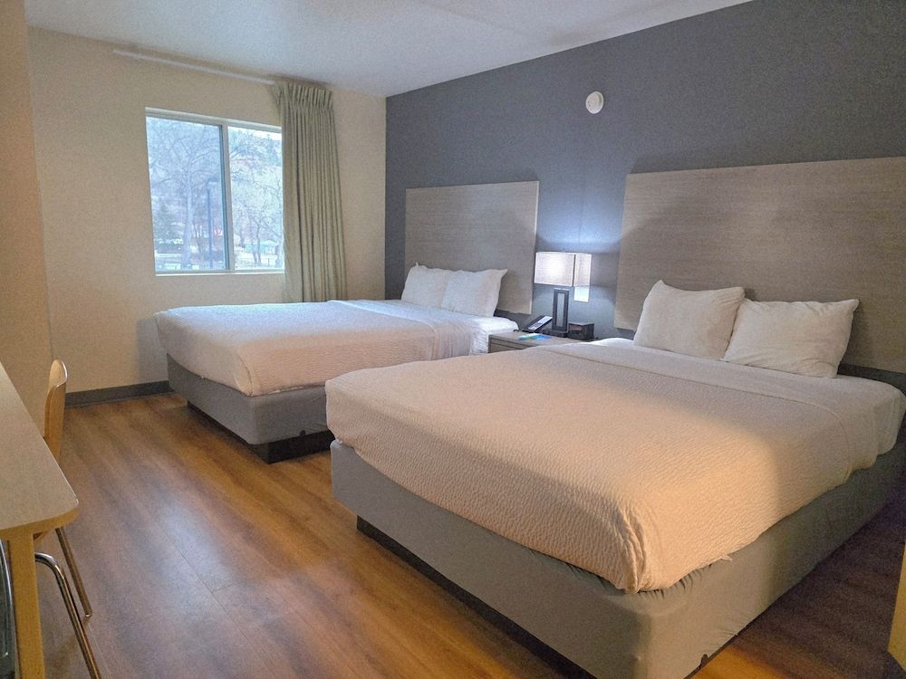 Standard Room, 2 Queen Beds, Non Smoking