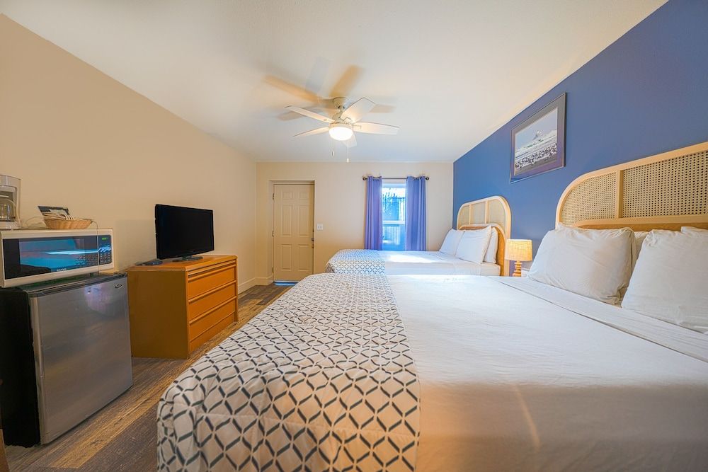 City Centre Motel by OYO Room, 2 Double Beds 2