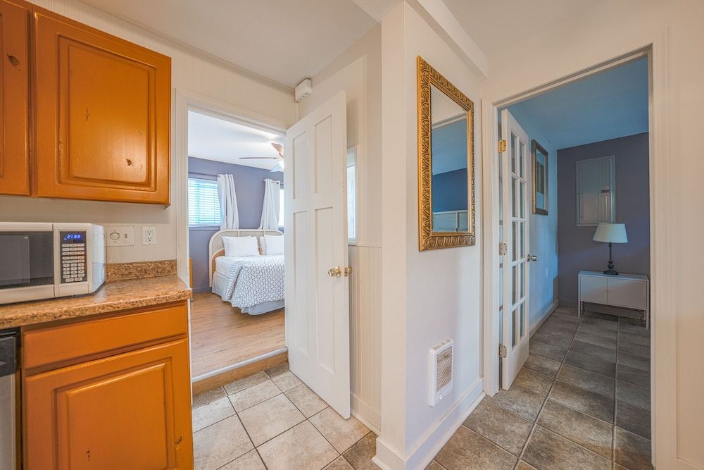 City Centre Motel by OYO Suite, 2 Bedrooms 5