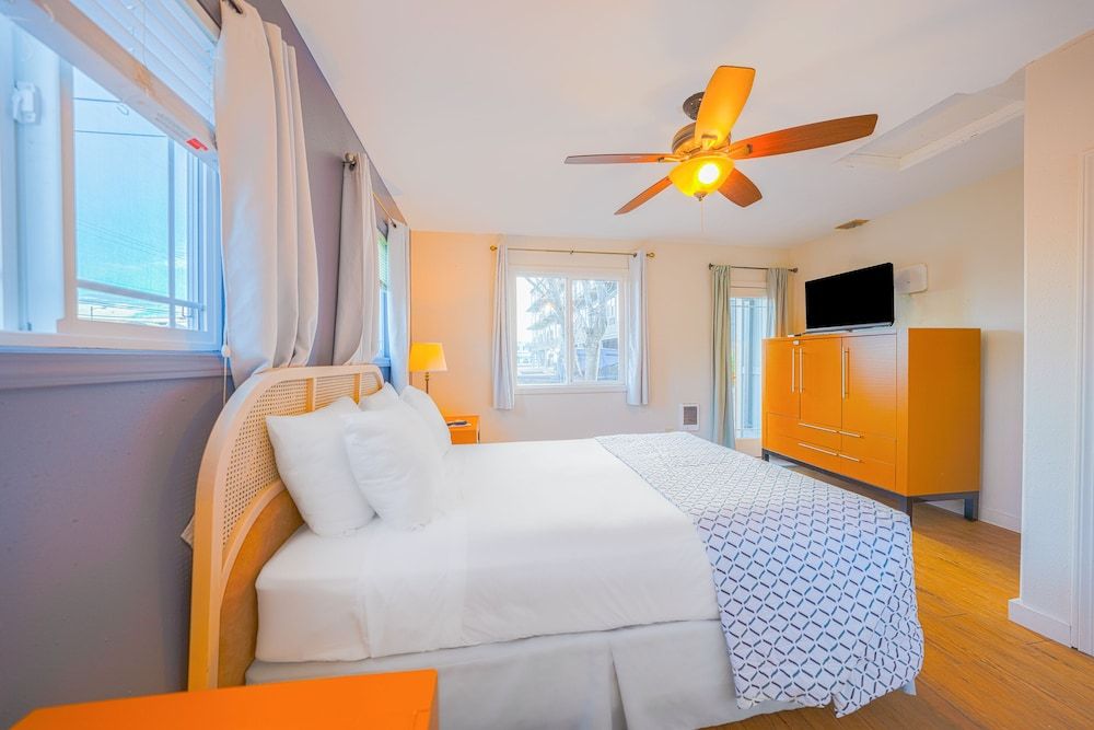 City Centre Motel by OYO Suite, 2 Bedrooms 9