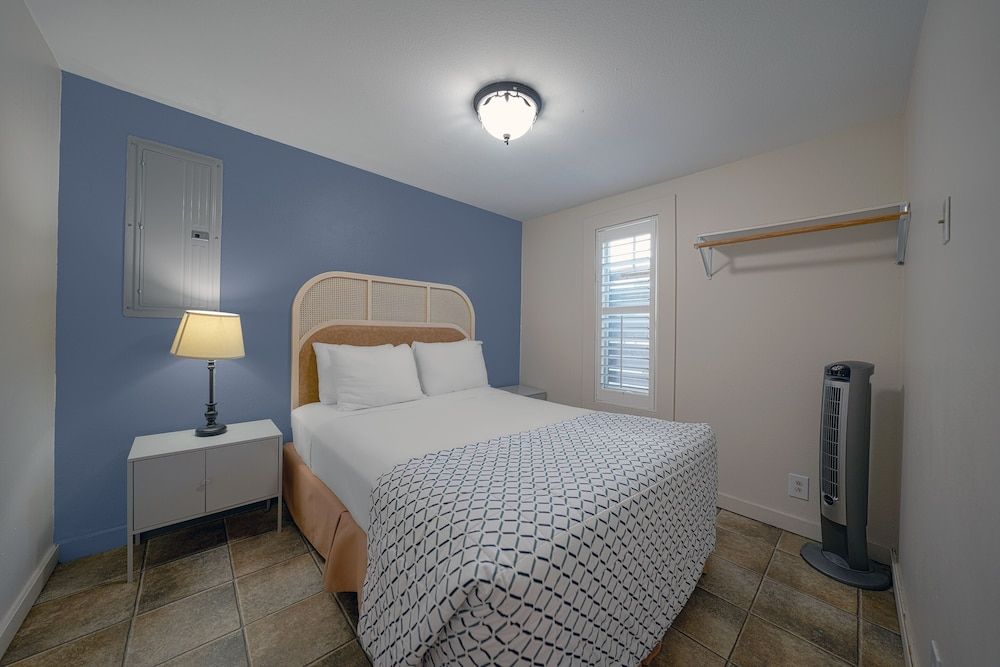 City Centre Motel by OYO Suite, 2 Bedrooms 7