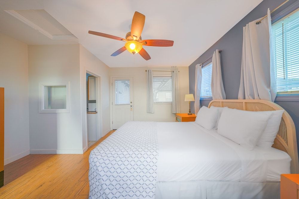 City Centre Motel by OYO Suite, 2 Bedrooms 12