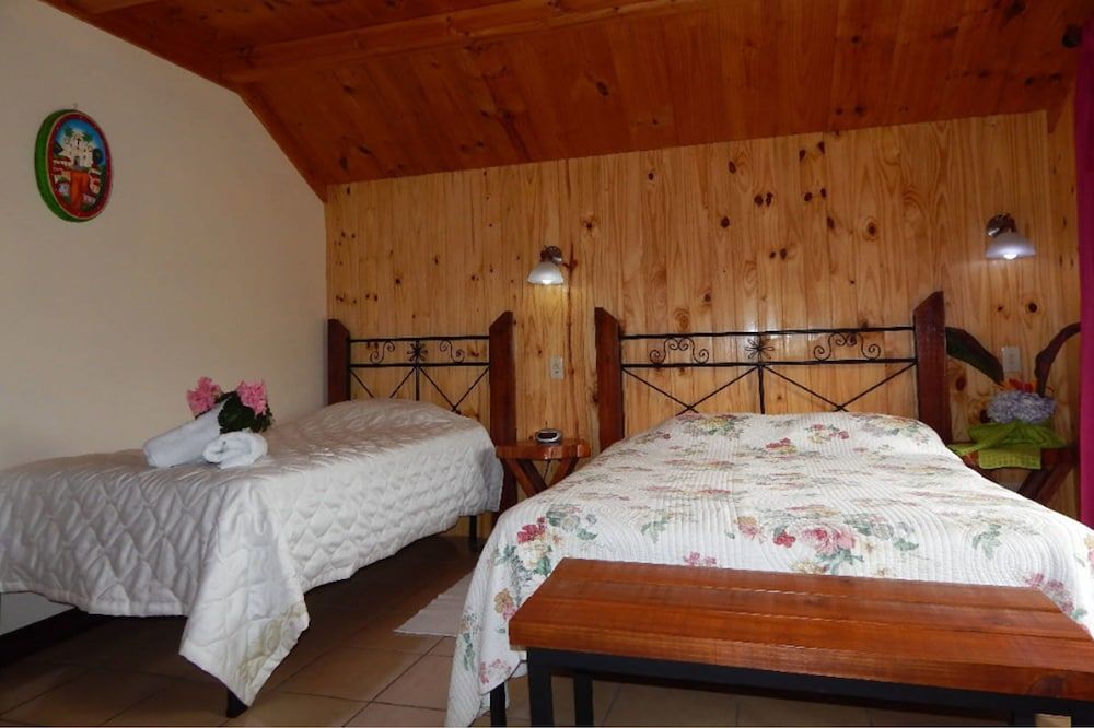 Guayabo Lodge Standard Triple Room 2