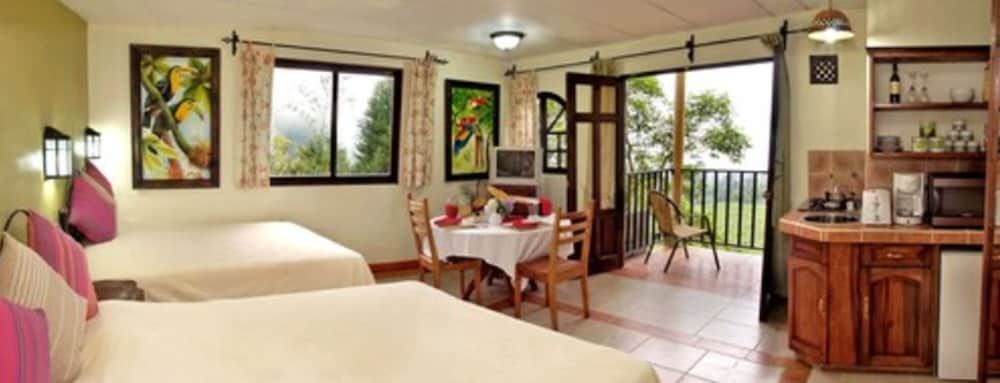 Guayabo Lodge Studio Suite, 2 Double Beds 4