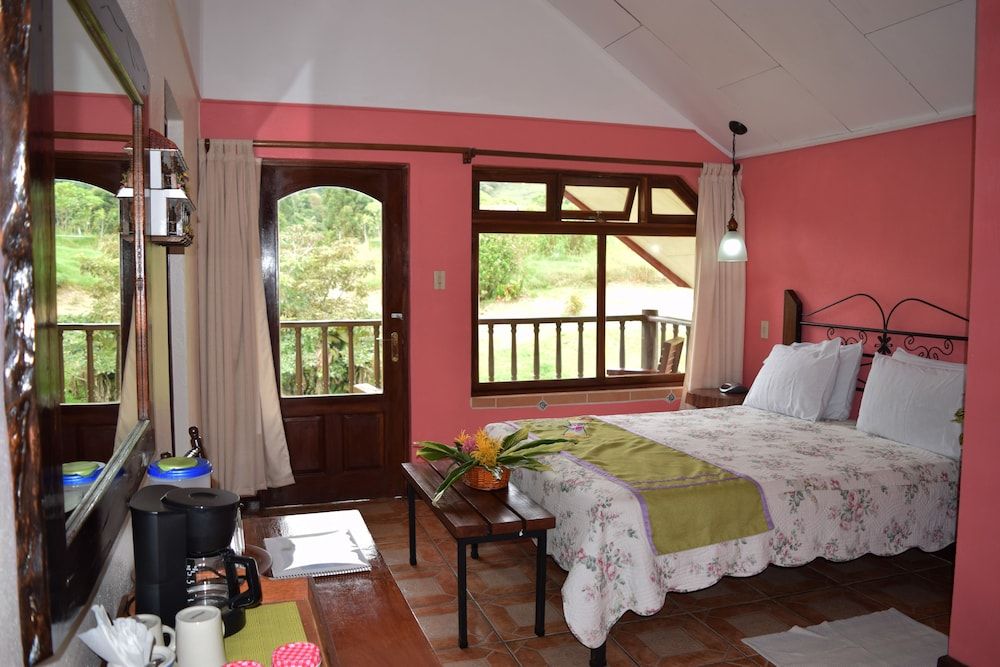 Guayabo Lodge Double Room 4