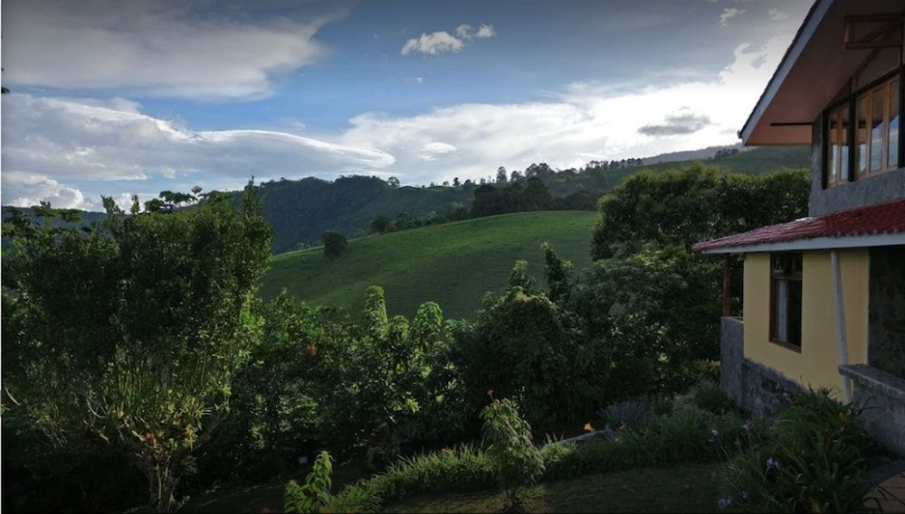 Guayabo Lodge Standard Triple Room 6