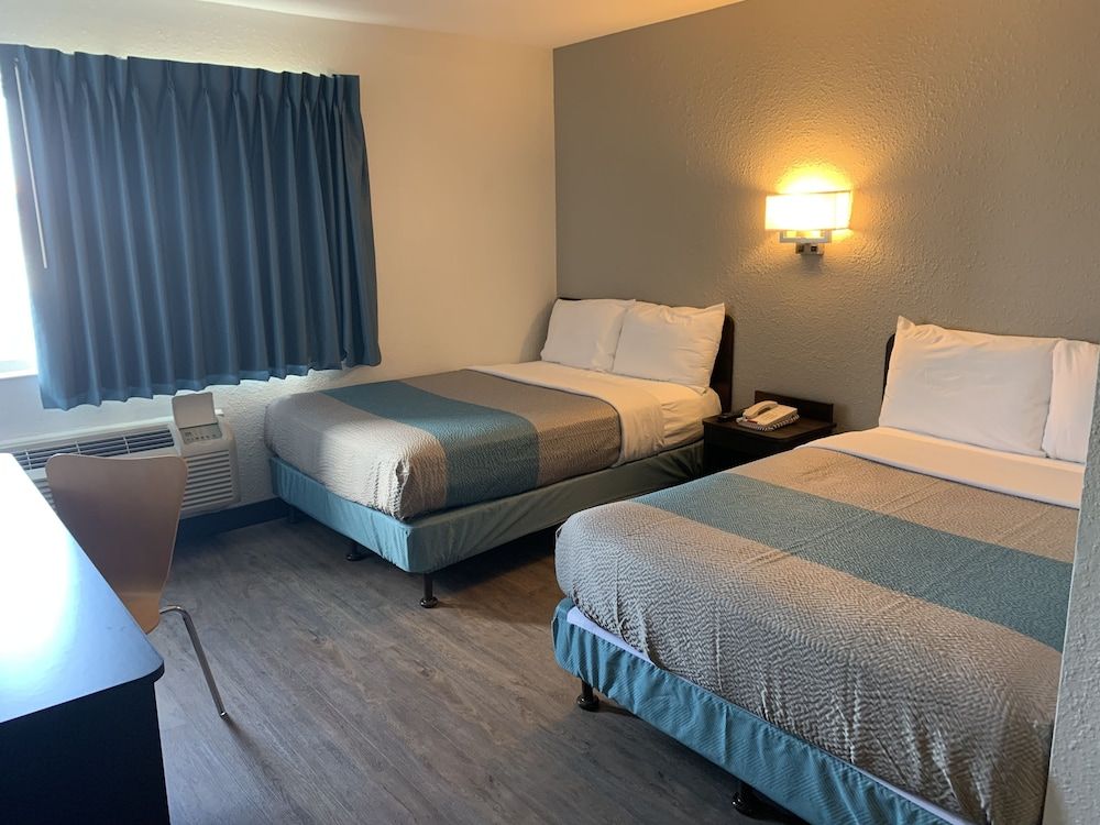 Deluxe Room, 2 Double Beds, Non Smoking, Refrigerator