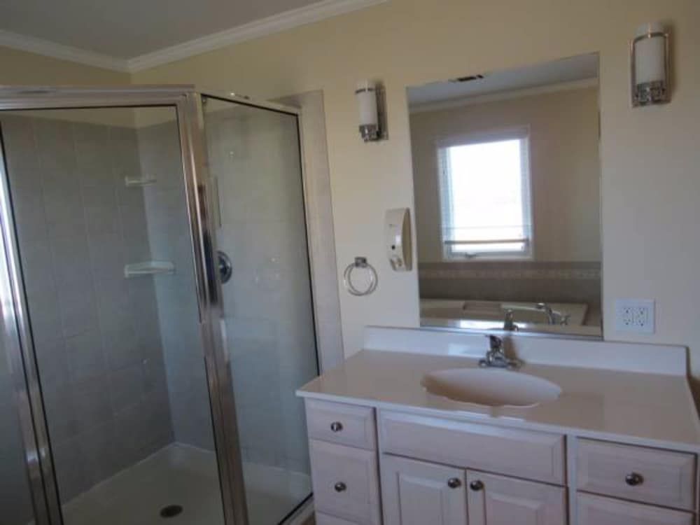 Fin 'n Feather Waterside Inn By Kees Vacations Condo, 2 Bedrooms 3