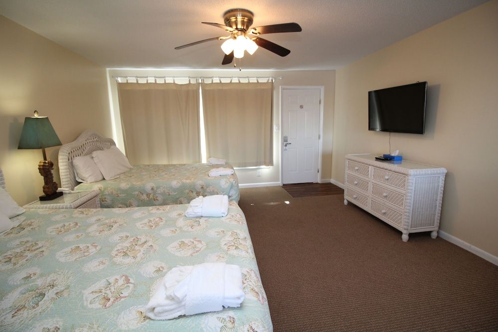 Fin 'n Feather Waterside Inn By Kees Vacations Standard Room, 2 Queen Beds 2