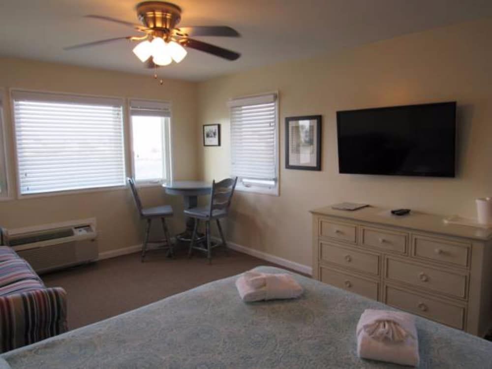 Fin 'n Feather Waterside Inn By Kees Vacations Condo, 2 Bedrooms 7