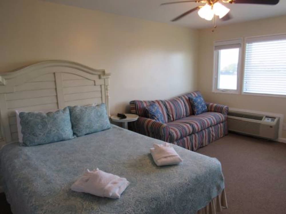 Fin 'n Feather Waterside Inn By Kees Vacations Condo, 2 Bedrooms