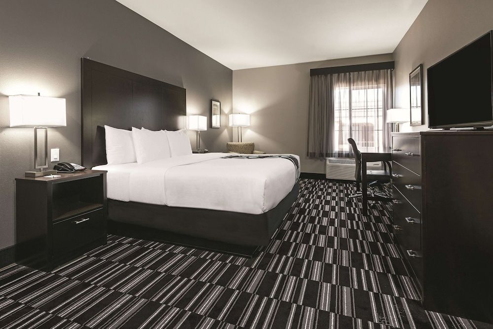 Room, 1 King Bed, Non Smoking