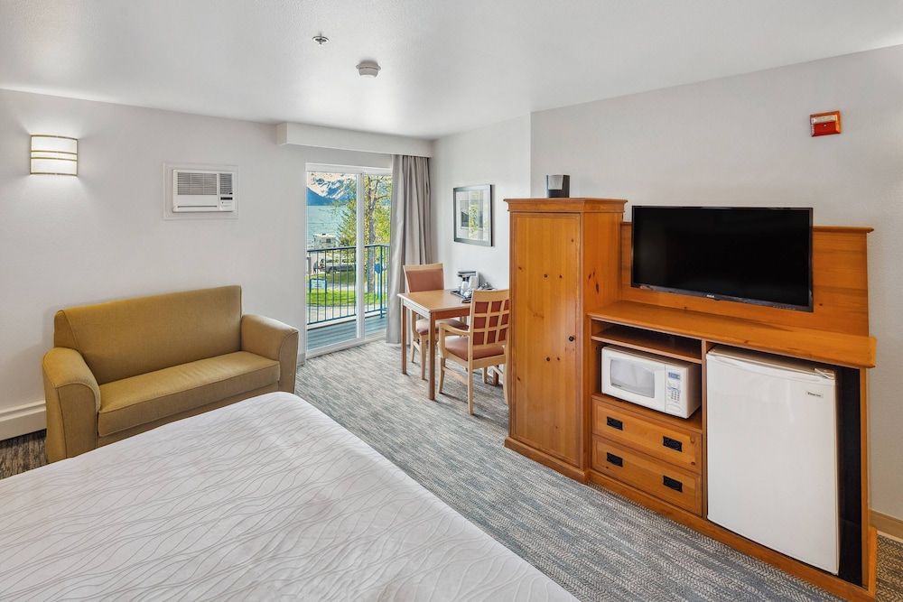 Hotel Edgewater