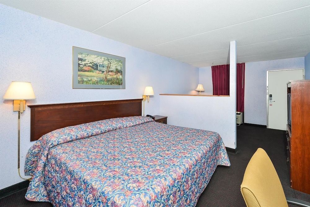 Suite, 1 King Bed