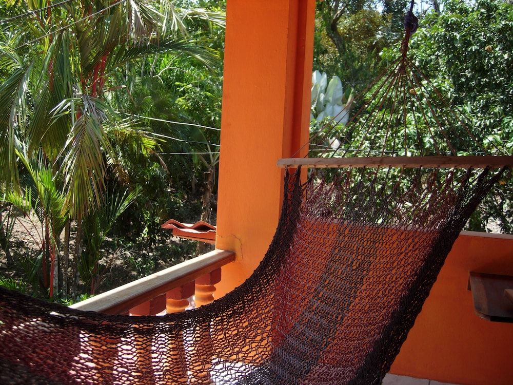 Hotel Las Tres Banderas Family Villa, 1 Bedroom, Kitchen, Garden View 2