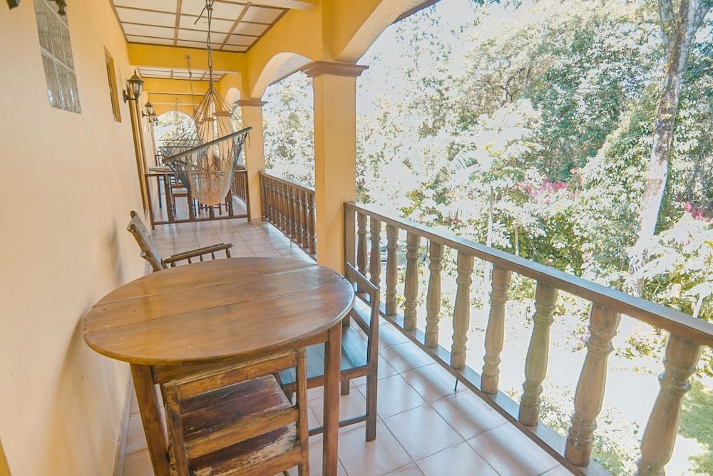 Hotel Las Tres Banderas Suite 6