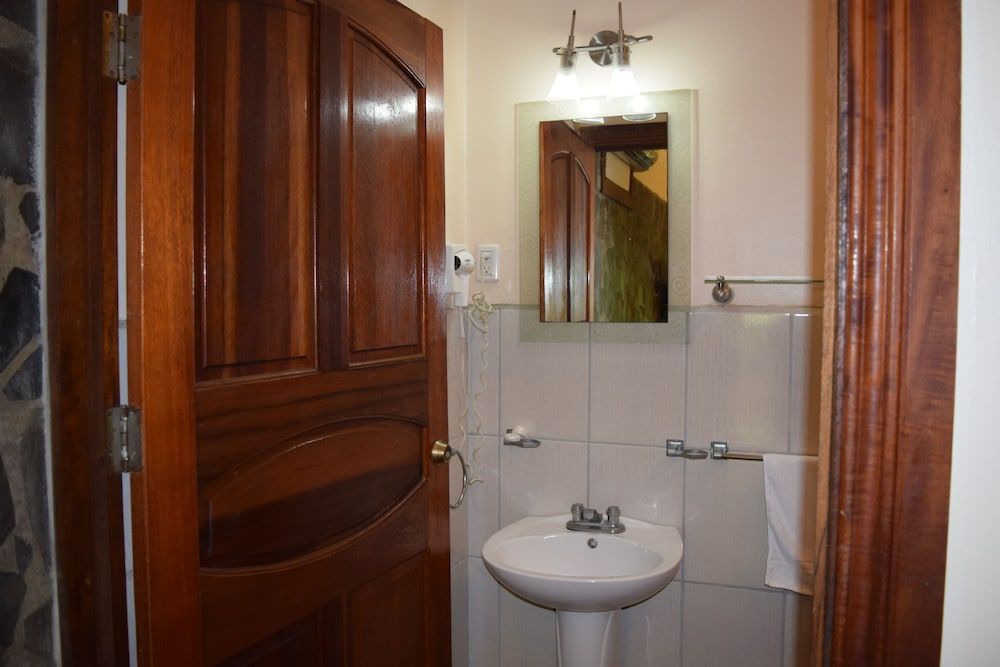 Hotel Las Tres Banderas Bungalow 7